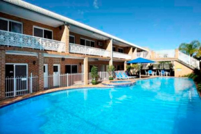 Гостиница The Hermitage Motel - Campbelltown  Кэмпбеллтаун